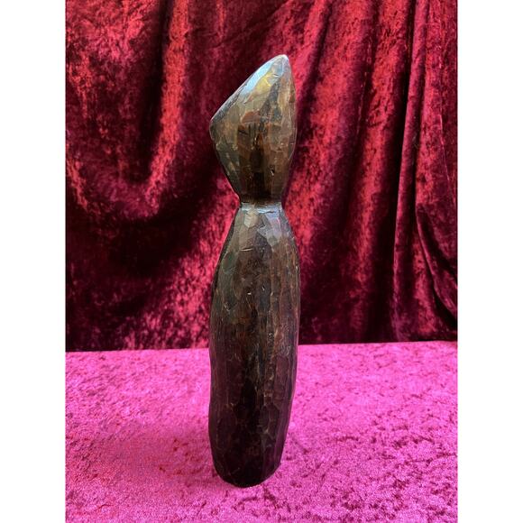 Vintage Oddities - Antique Hand Carved Wood Statue - Cloaked Druid With Staff - Picture 4 of 9